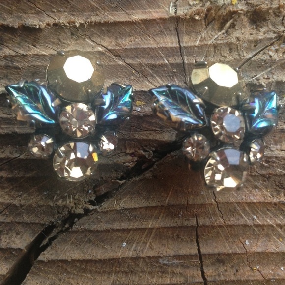 Vintage Clip Rhinestone Earrings - Picture 1 of 2